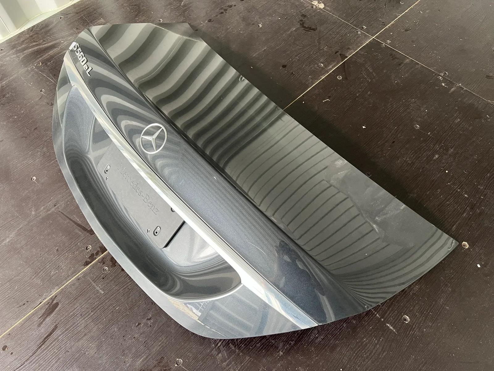 Mercedes-Benz S-Class W222 Rear Tailgate - Image 5