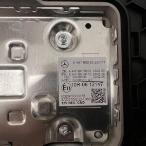 Alternative view of Mercedes-Benz Display/Control Unit