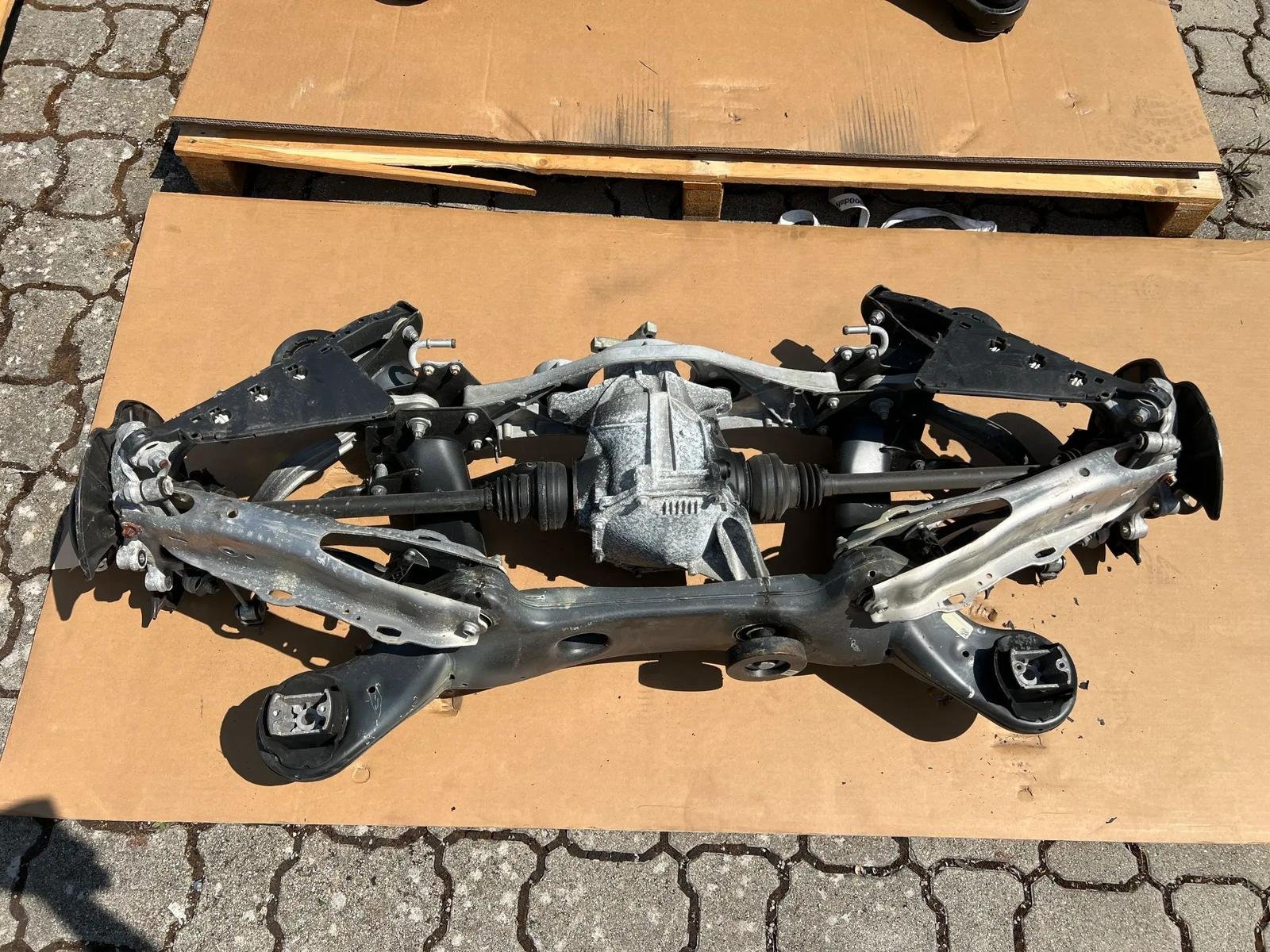 Mercedes-Benz S-Class W222 Rear Axle with Differential