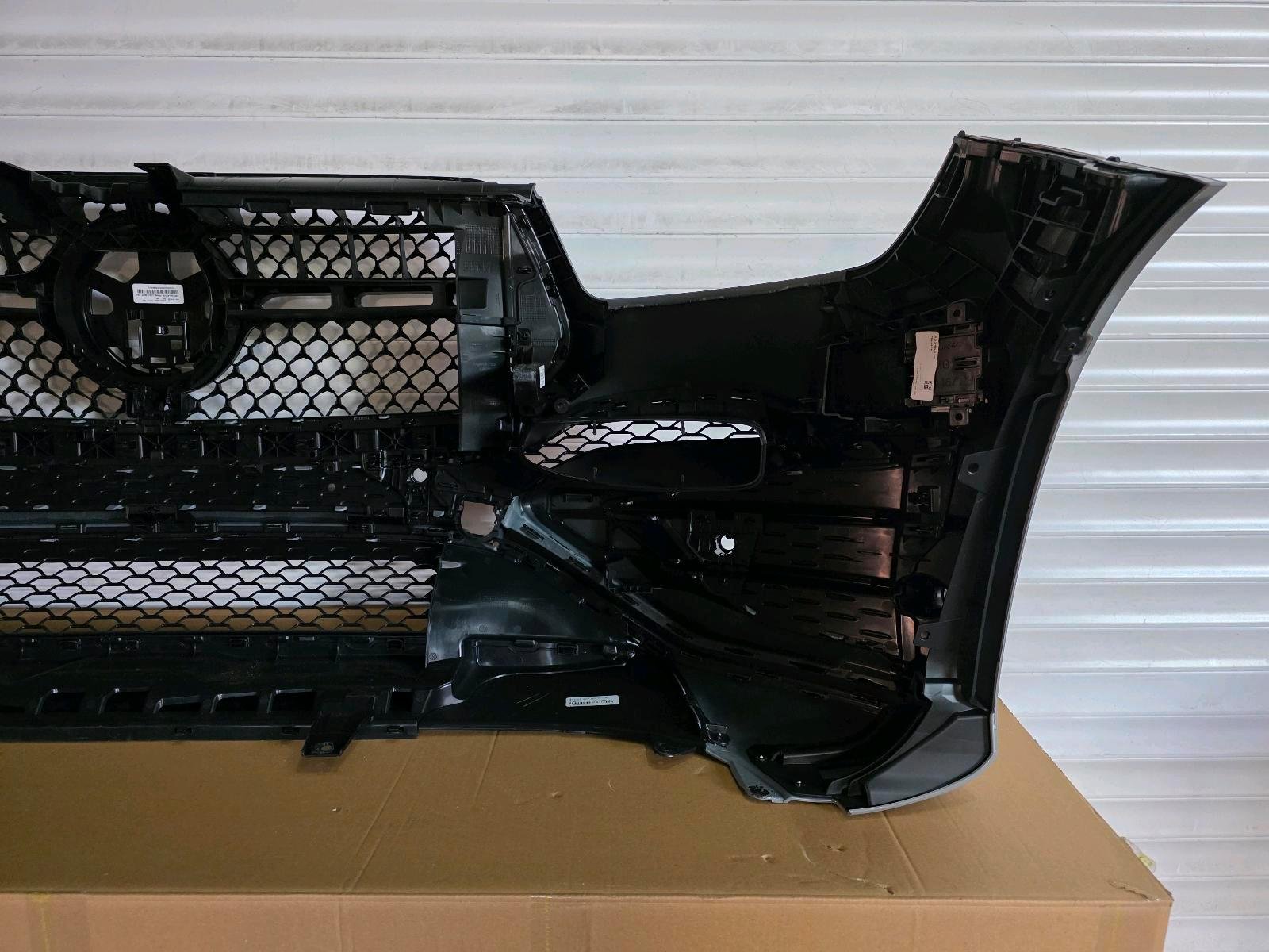 Mercedes GLE Front Bumper AMG Line Facelift – W167 / C167 - Image 6