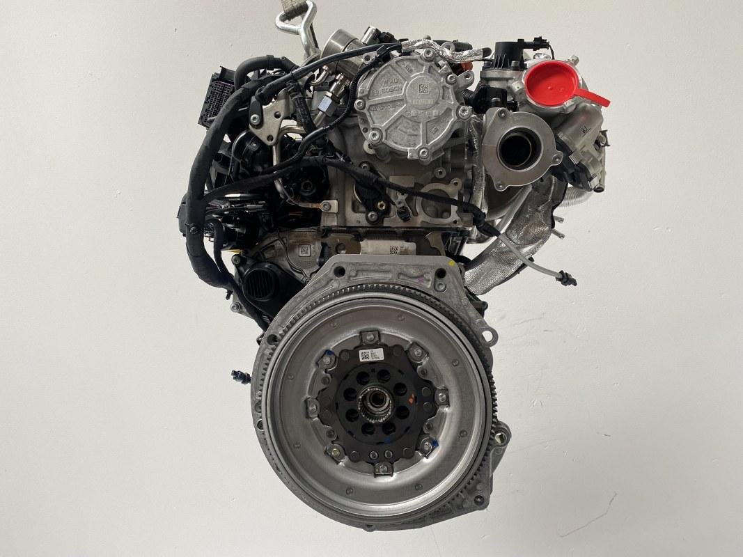 VW Tiguan 2.0 TSI Complete Engine - Image 2