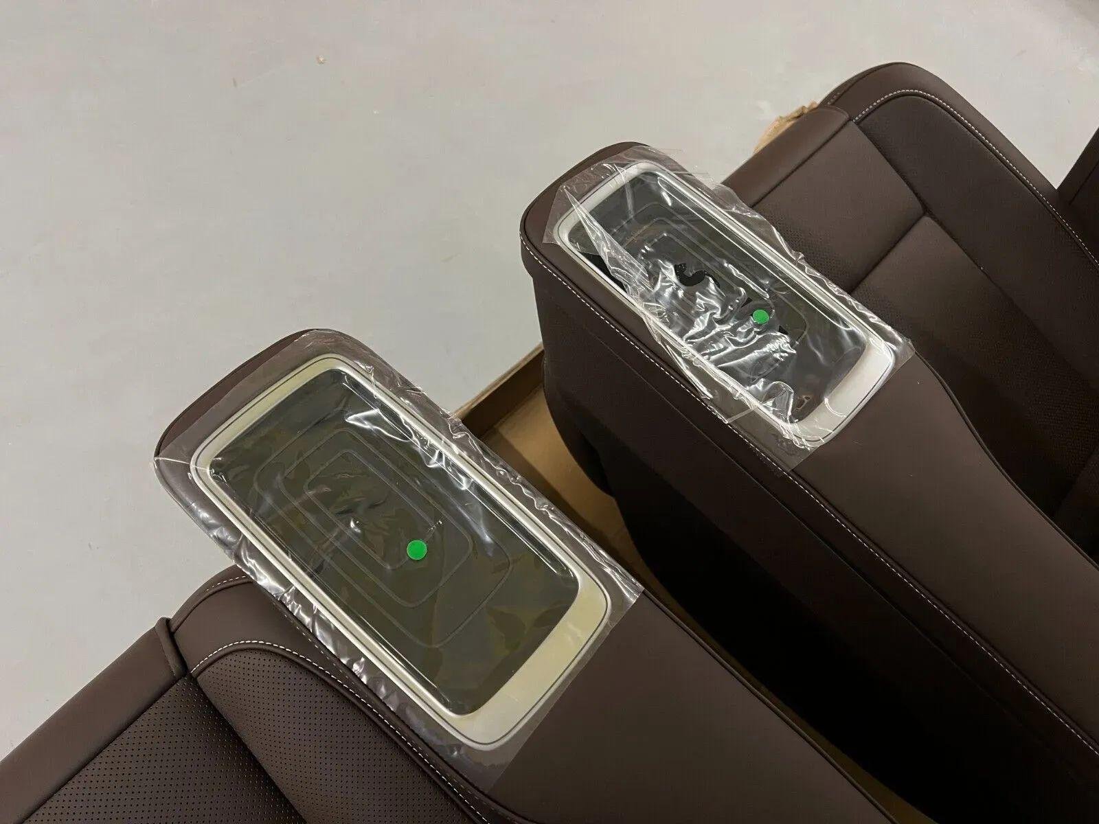 Mercedes-Benz V-Class W447 Luxury Seat - Image 10