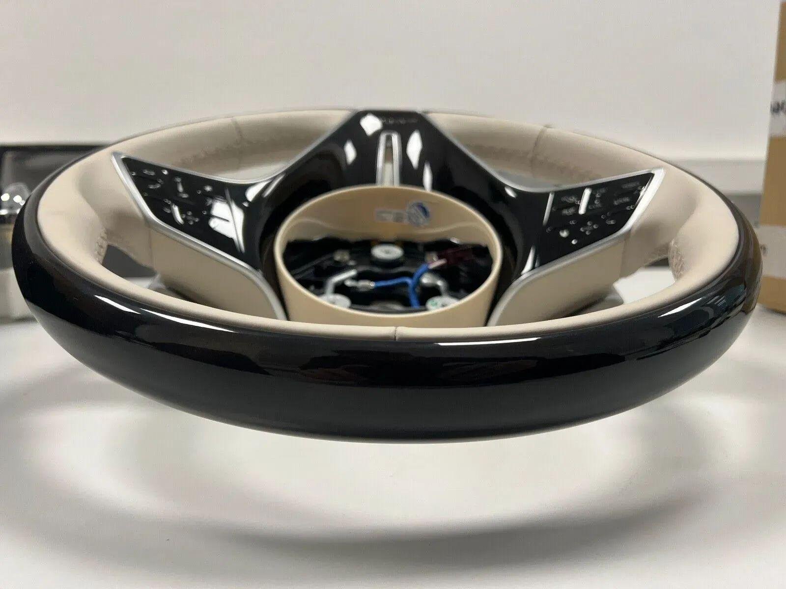 Mercedes-Benz S-Class Maybach Steering Wheel - Image 8