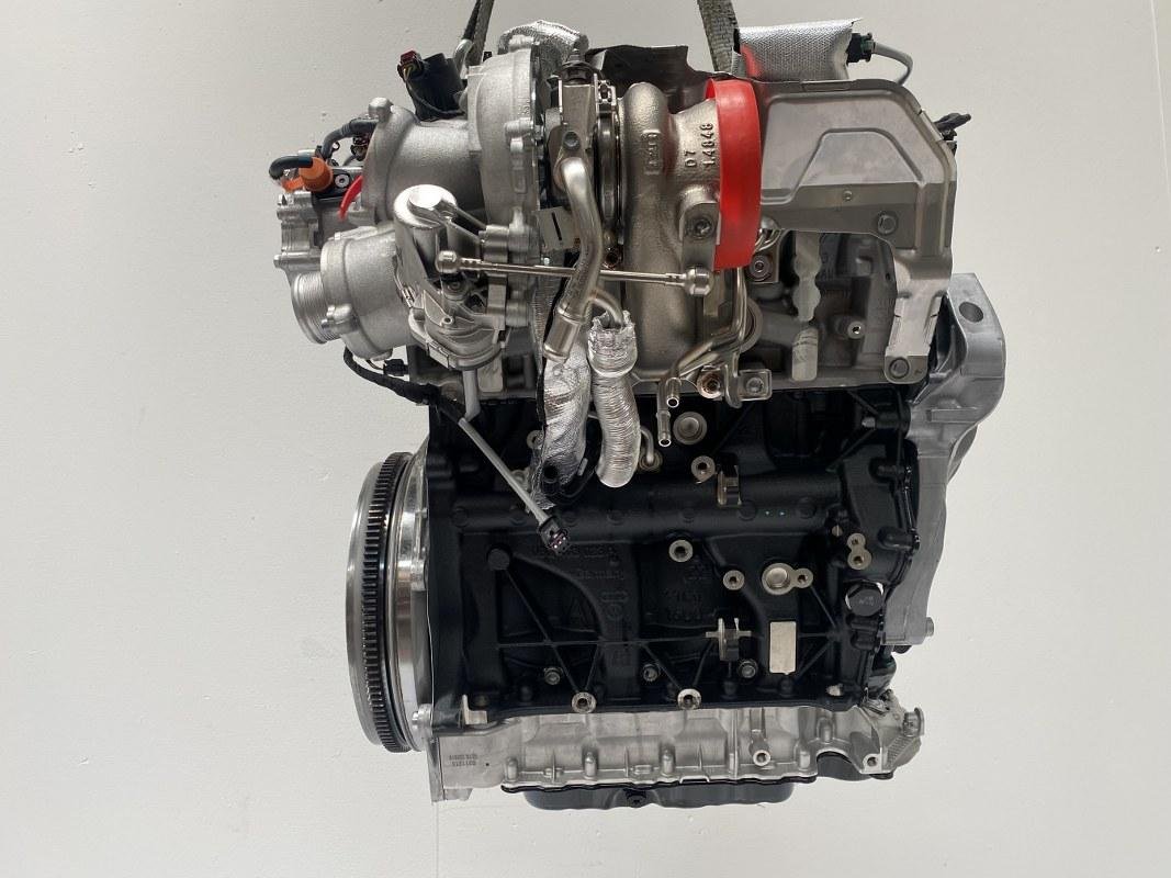 VW Tiguan 2.0 TSI Complete Engine - Image 5