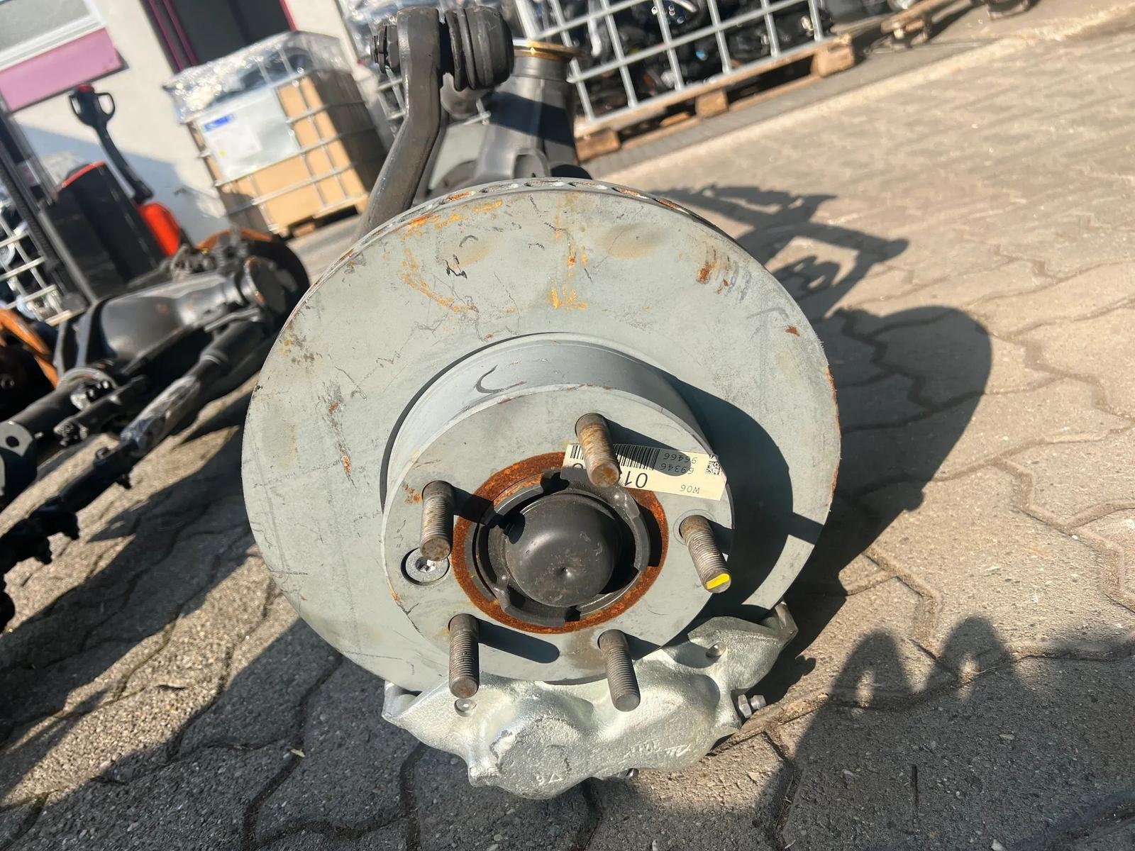 Mercedes-Benz G-Class W463 Front Axle - Image 9