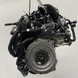 Alternative view of VW Golf VIII GTD DTU engine