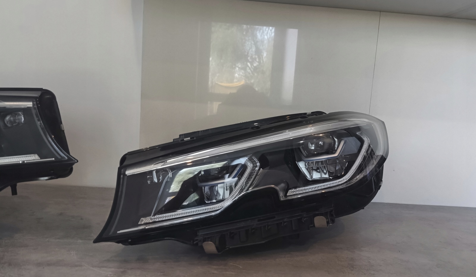 BMW G20 / G21 Laser Light Headlights - Image 8