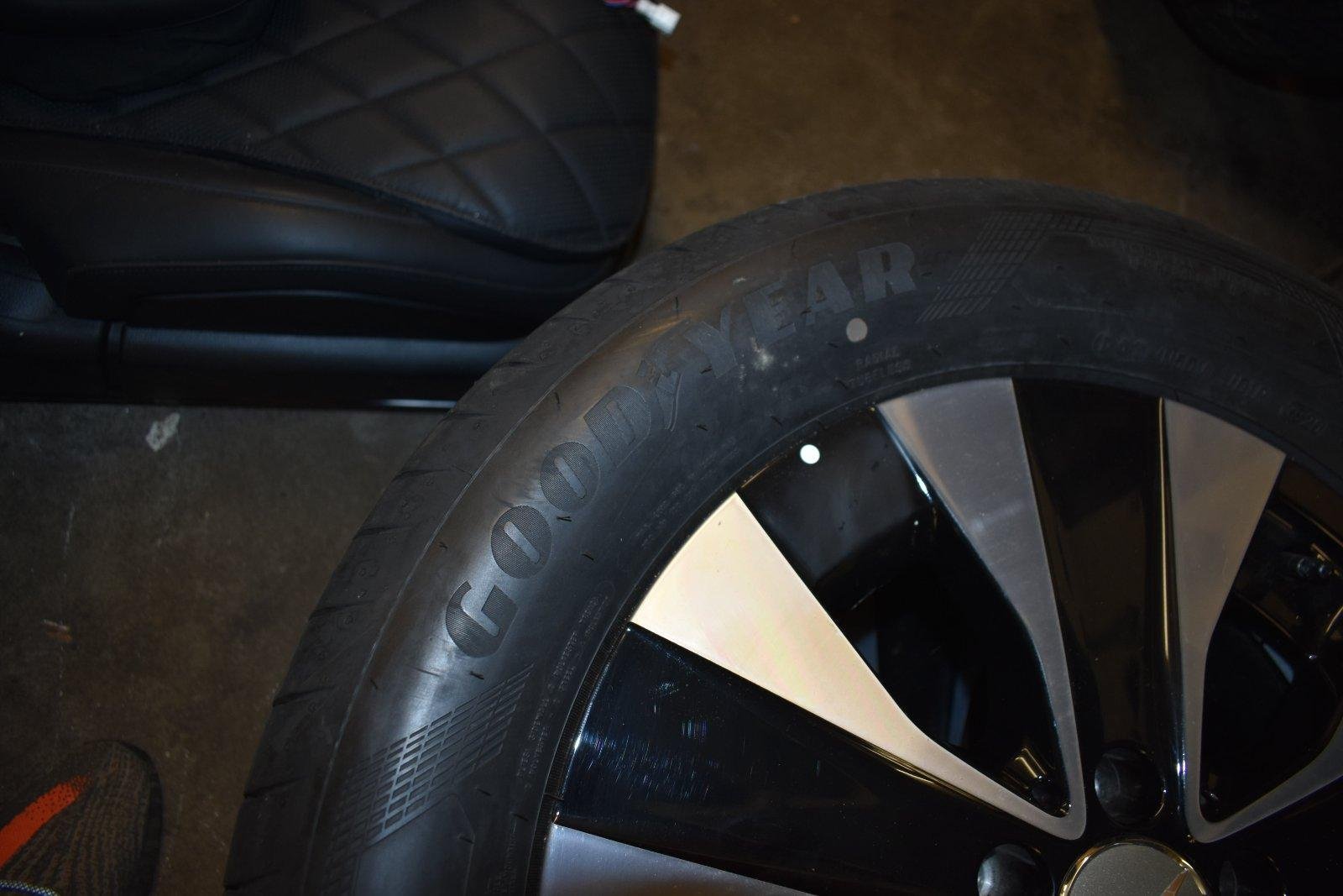 Mercedes W447 Complete Summer Wheel Set - Image 3