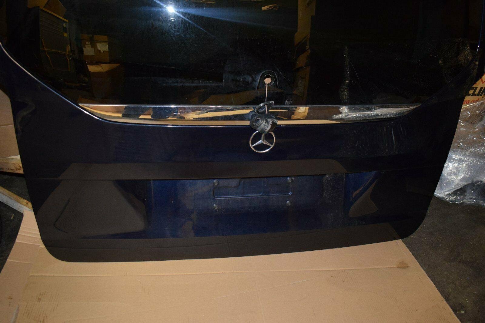 Mercedes W447 V-Class Tailgate - Image 4