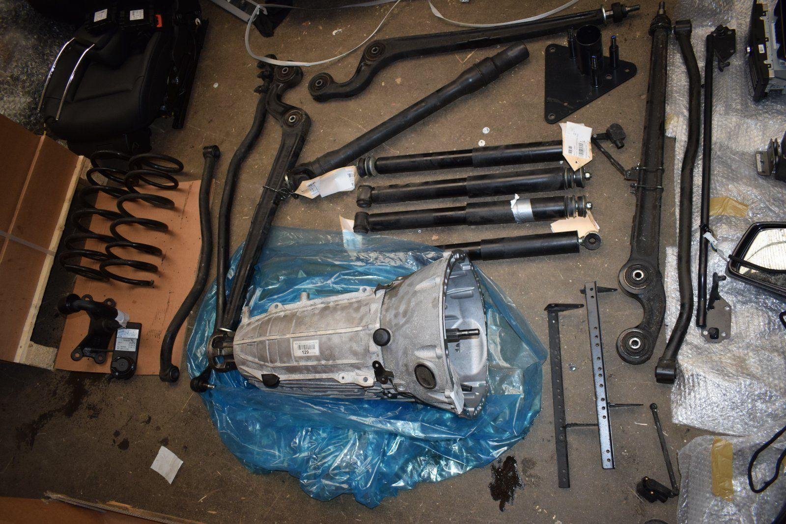 Mercedes-Benz G-Class W463 Parts Package — G350 CDI — Body, Engine, Interior, Wiring, Axles — As New (100 km) - Image 2
