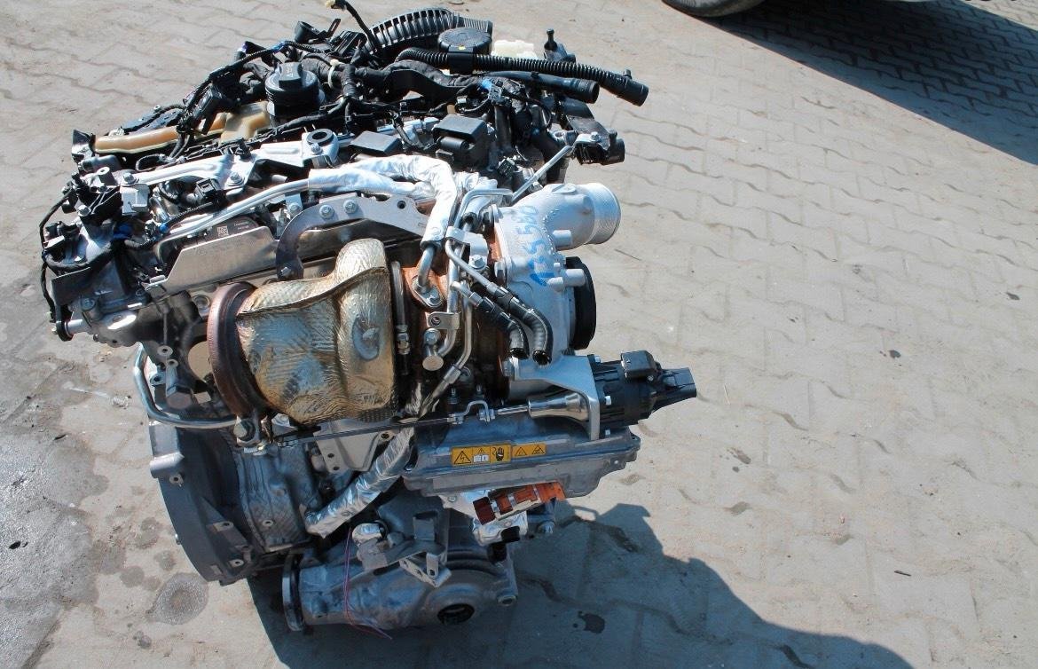 Mercedes C63 AMG Engine — 21,000 km - Image 7