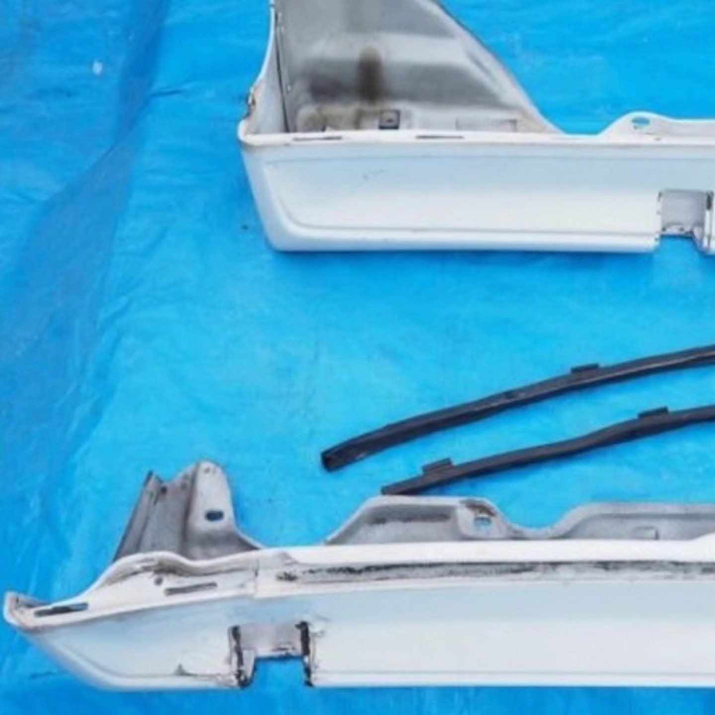 Original AMG R129 Gen 1 Body Kit - Image 3