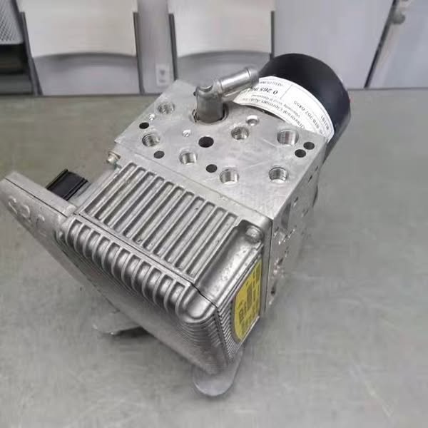 SBC pump for W211 model 2004 - Image 6