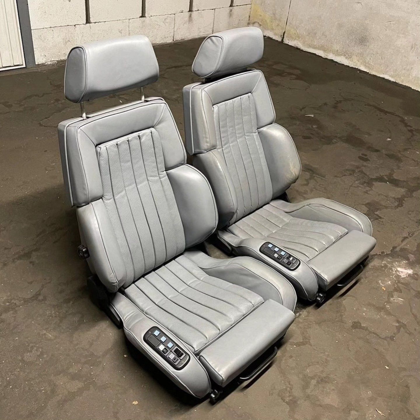 RECARO Classic C71/C81 Driver-Side Seats - Image 3