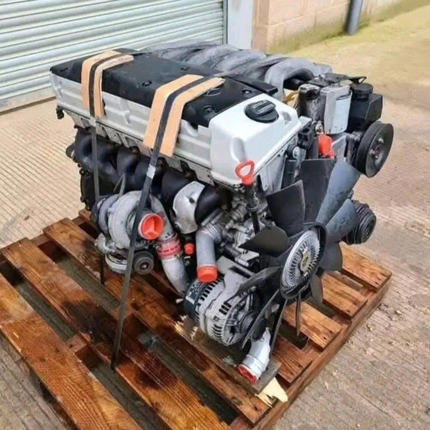 Mercedes-Benz OM606 3.0L Engine - Image 3