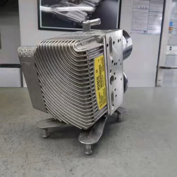 SBC pump for W211 model 2004 - Image 5