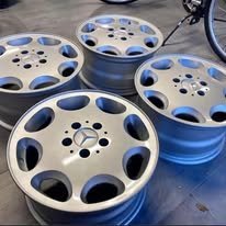 Mercedes-Benz W124 AMG Wheels