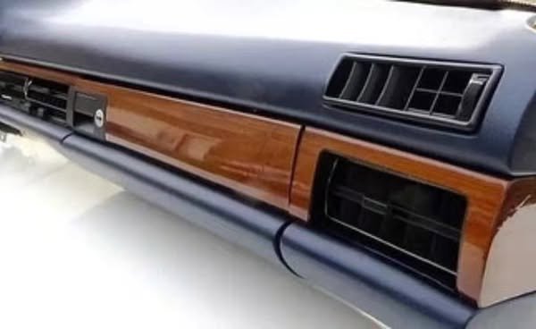 Mercedes-Benz W126 OEM Dashboard - Image 3