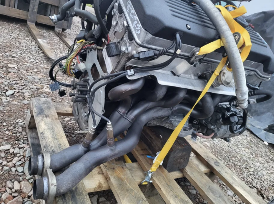 BMW M3 E46 S54B32 Engine - Image 4