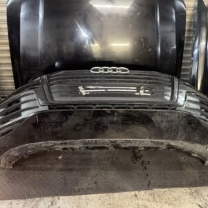 Alternative view of Audi SQ7 4M Front Package — Bumper, Hood, Fenders, Radiator — Complete Set