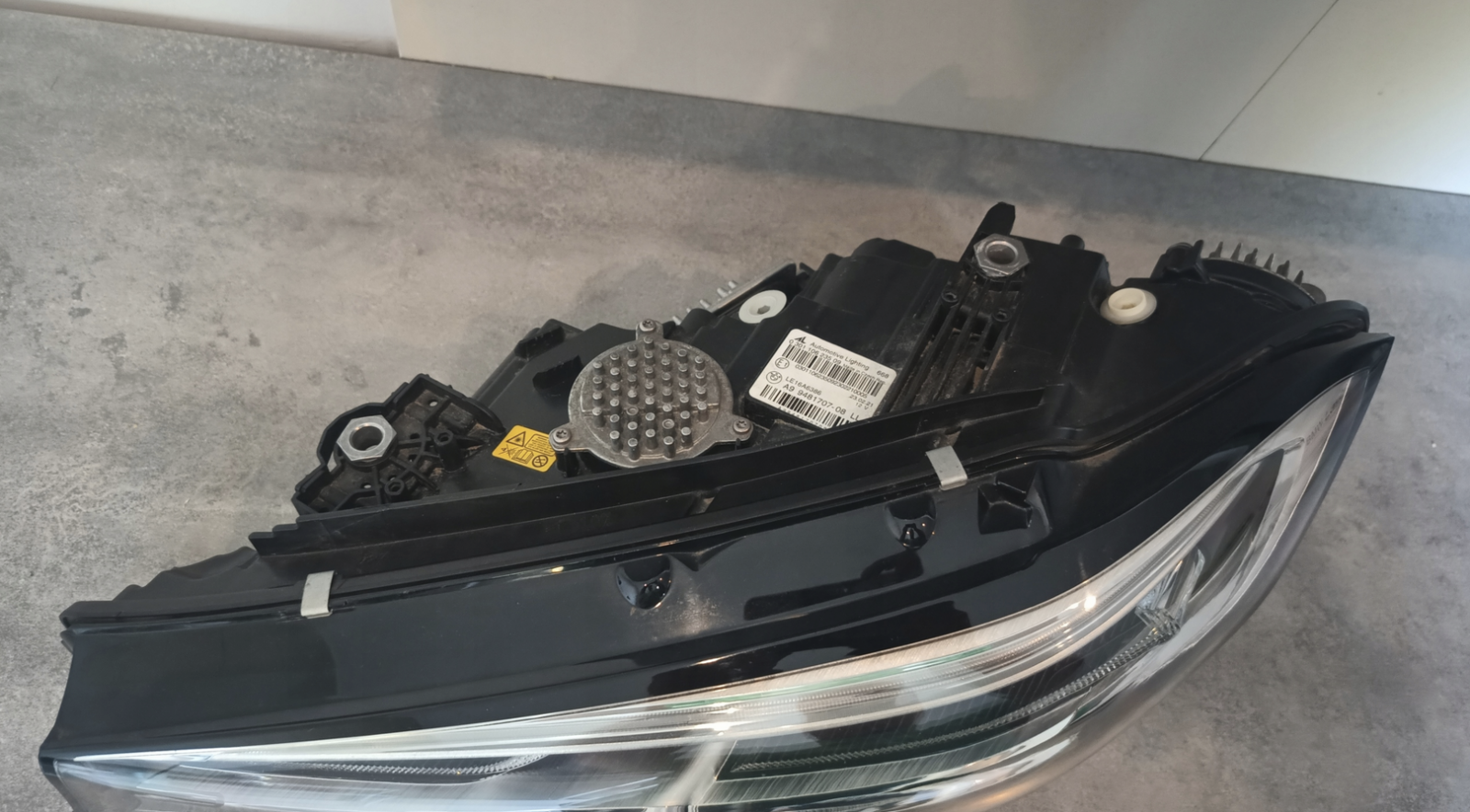 BMW G20 / G21 Laser Light Headlights - Image 3