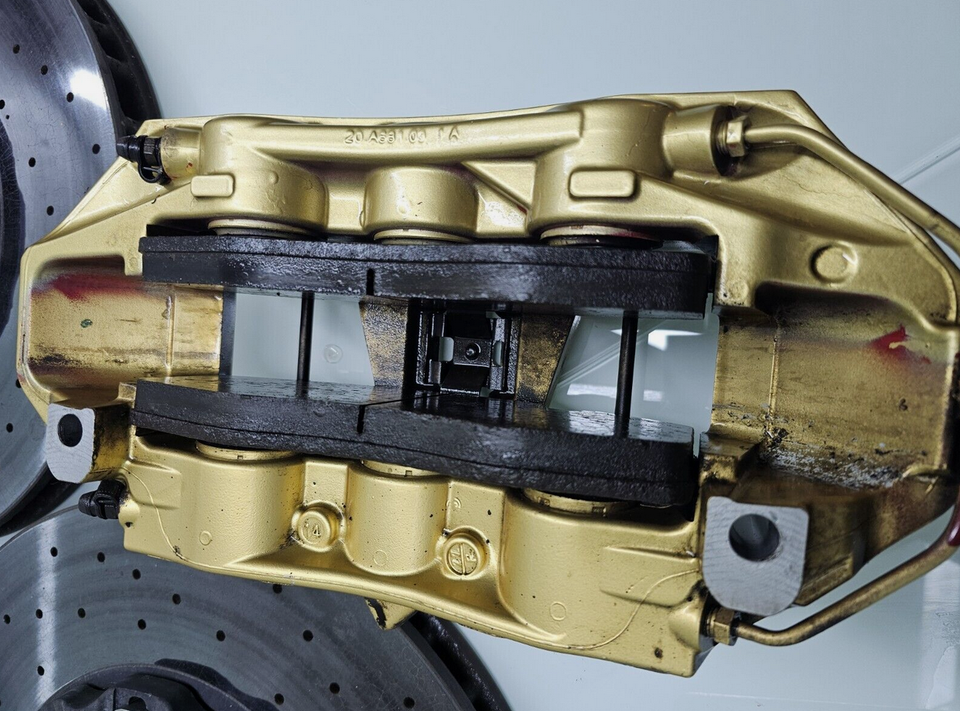BMW M5 F10 / M6 F06 F12 F13 CERAMIC Brake System - Image 9