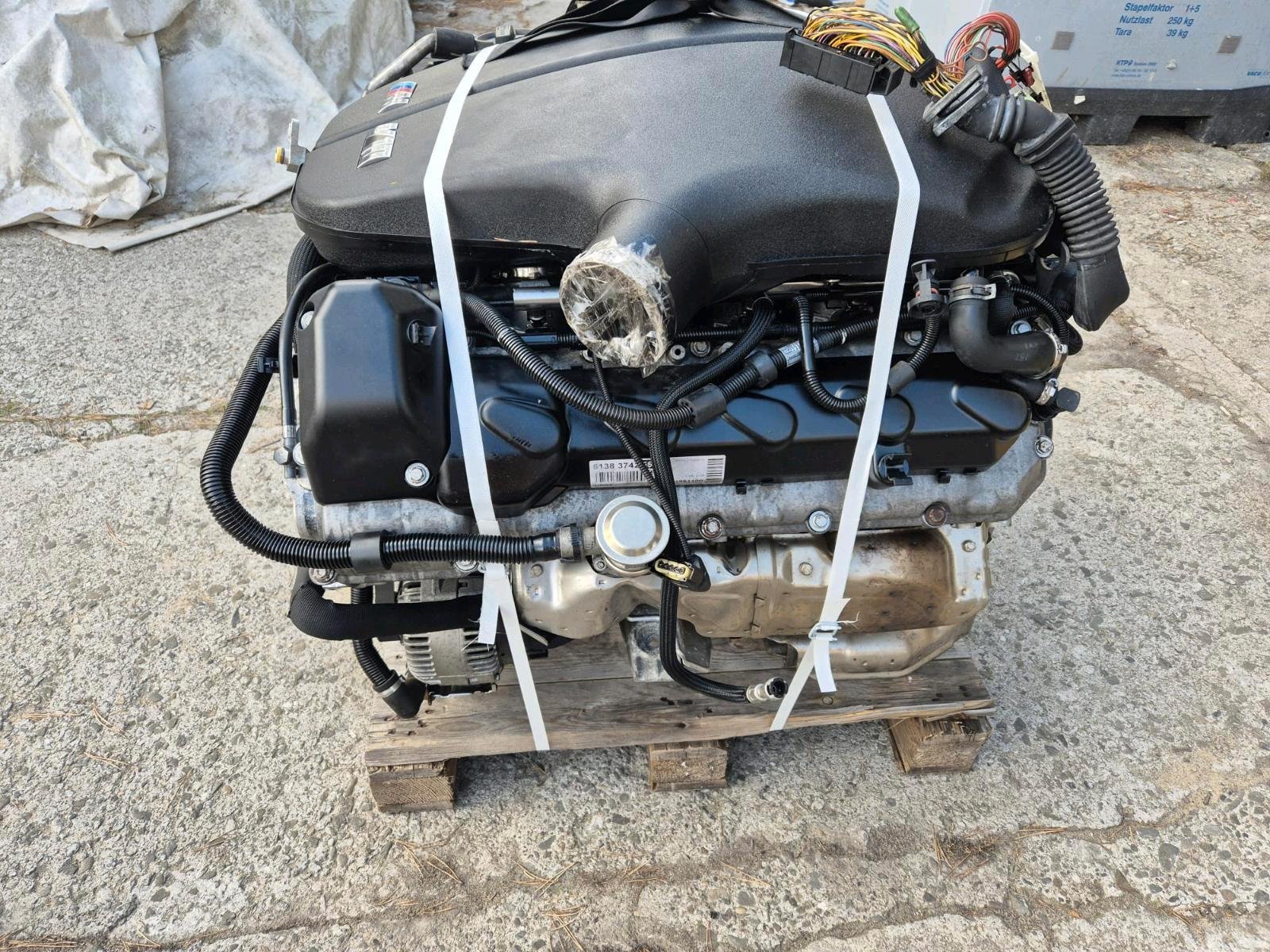 BMW S85B50 V10 Engine 5.0L - Image 6