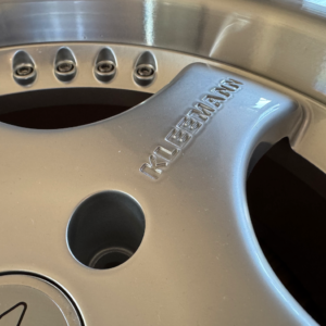 Alternative view of Staggered 2-Piece 18″ Kleemann TS-5 Wheels