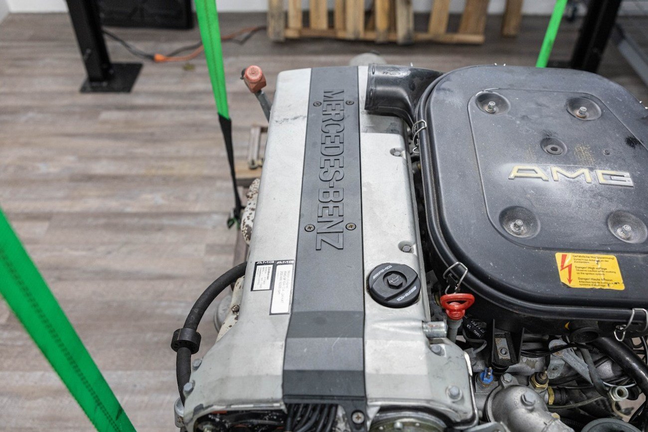 AMG M104 3.4L 24v Engine & 722.5 5-Speed Transmission - Image 16